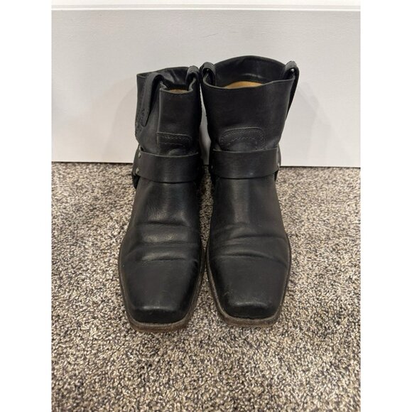 Frye Veronica Harness Short Bootie Black Soft Tumbled Leather Size 7B - Picture 3 of 8